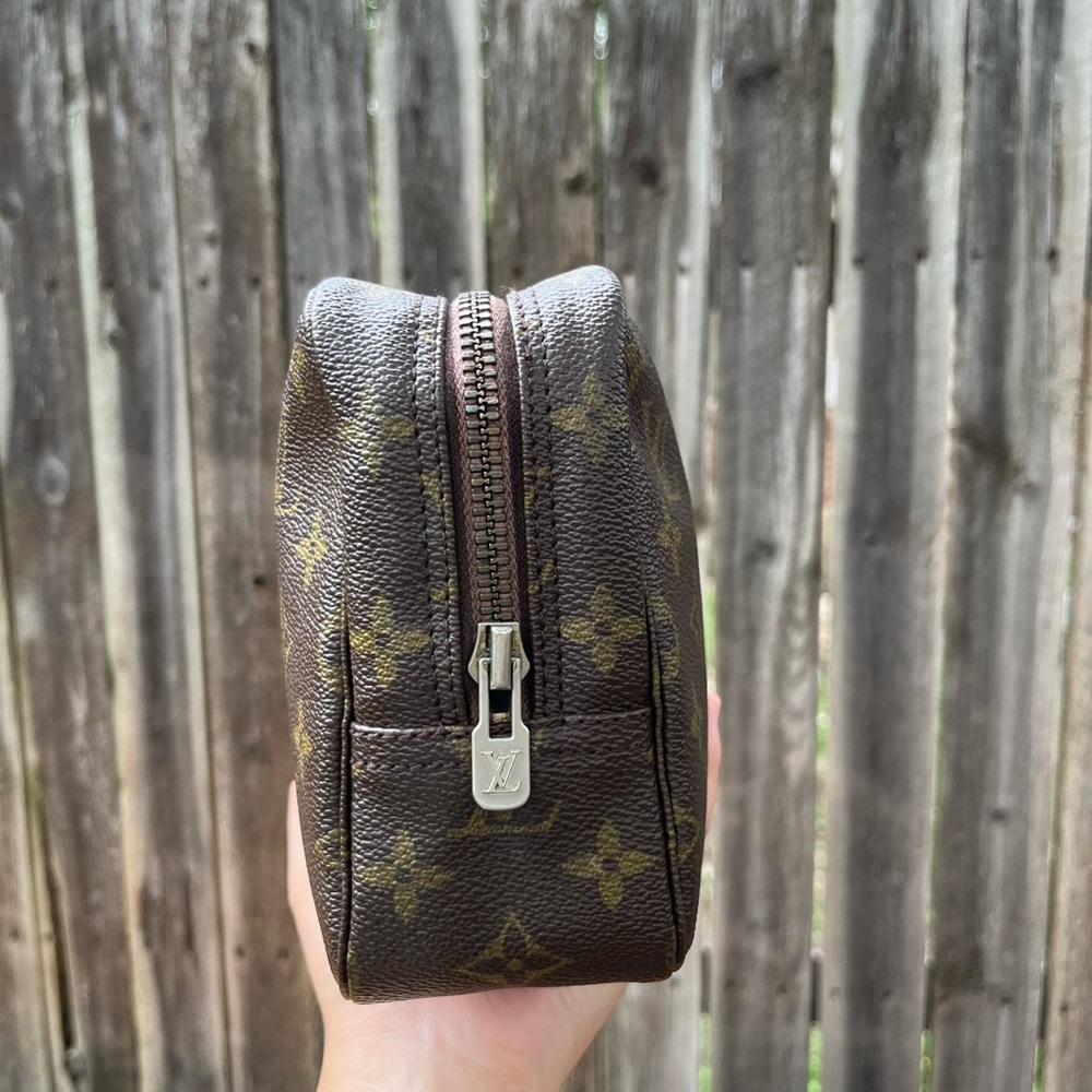 Vintage Louis Vuitton Trousse 23 - Picture 6 of 9